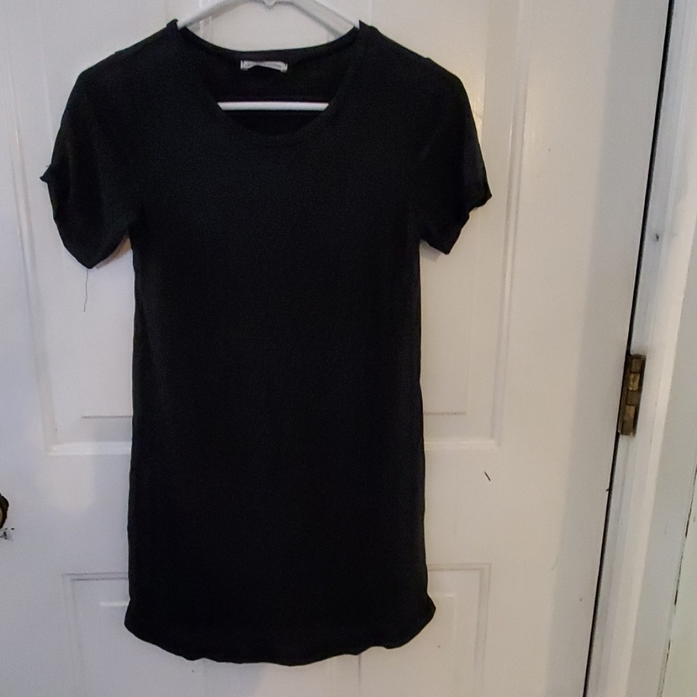Super cute black t shirt dress/tunic